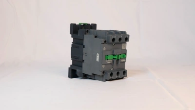 Контактор переменного тока 40А Schneider LC1R40