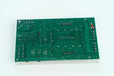 Плата управления светодиодным блоком-8 портов (зеленый) LSKJ-4G-V.20