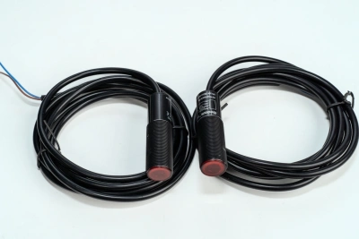 Приемник/отправитель фотоэлектрический FL18-T30MZ-P31P2      FL18-T30MD-P51P2