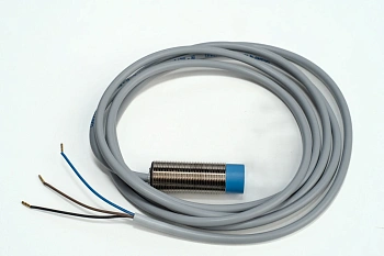 Переключатель бесконтактный DW-AD-631-M18 (дальнее расстояние)
